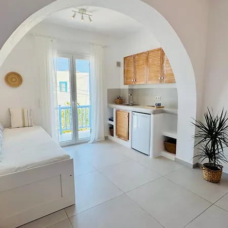Sandora Rooftop House Aparthotel 3*